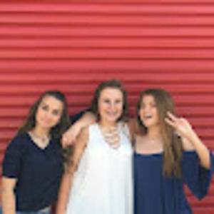 Meet your Posher, Ella